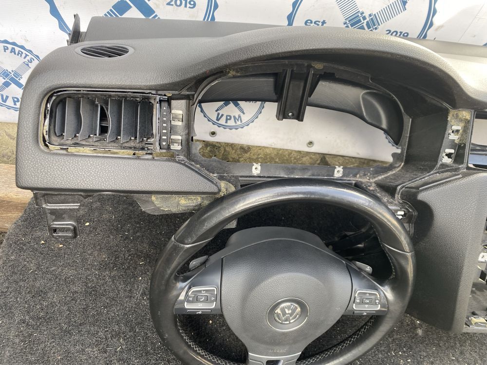 Торпедо, консоль, панель airbag Volkswagen Jetta MK6 2011-2018