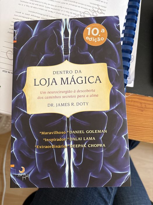 Livro Dentro da Loja Magica de James R. Doty