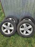 Oryginalne alufelgi Volkswagen wraz z oponami  215/60/16