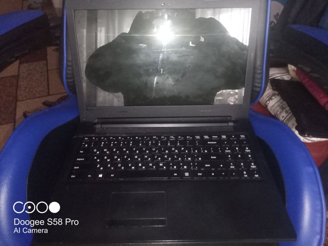 Ноутбук Lenovo IdeaPad 100-15IBD (в роздріб) та його залишки на фото