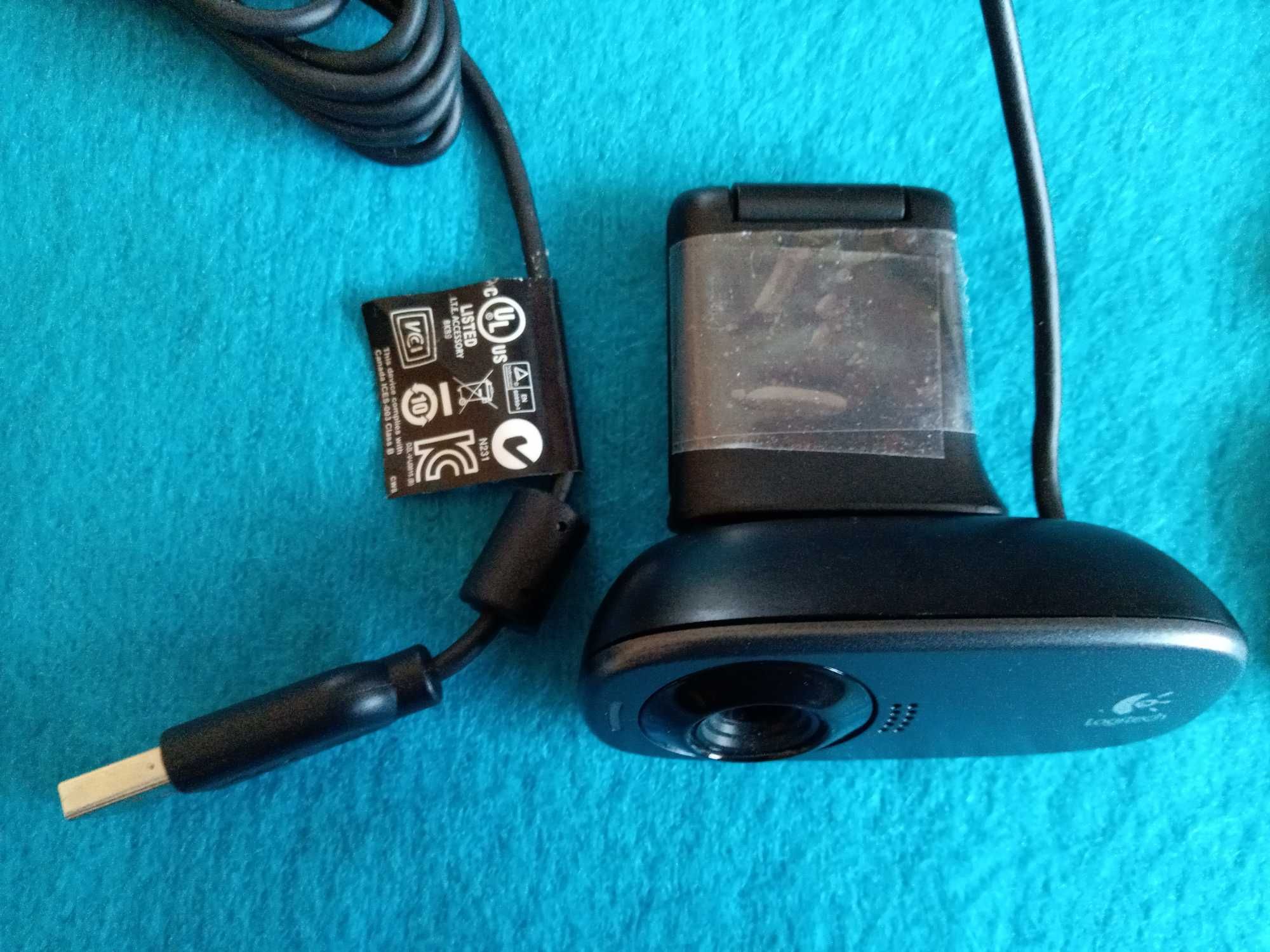 Фирменная USB веб-камера Logitech C310 с креплением и микрофоном