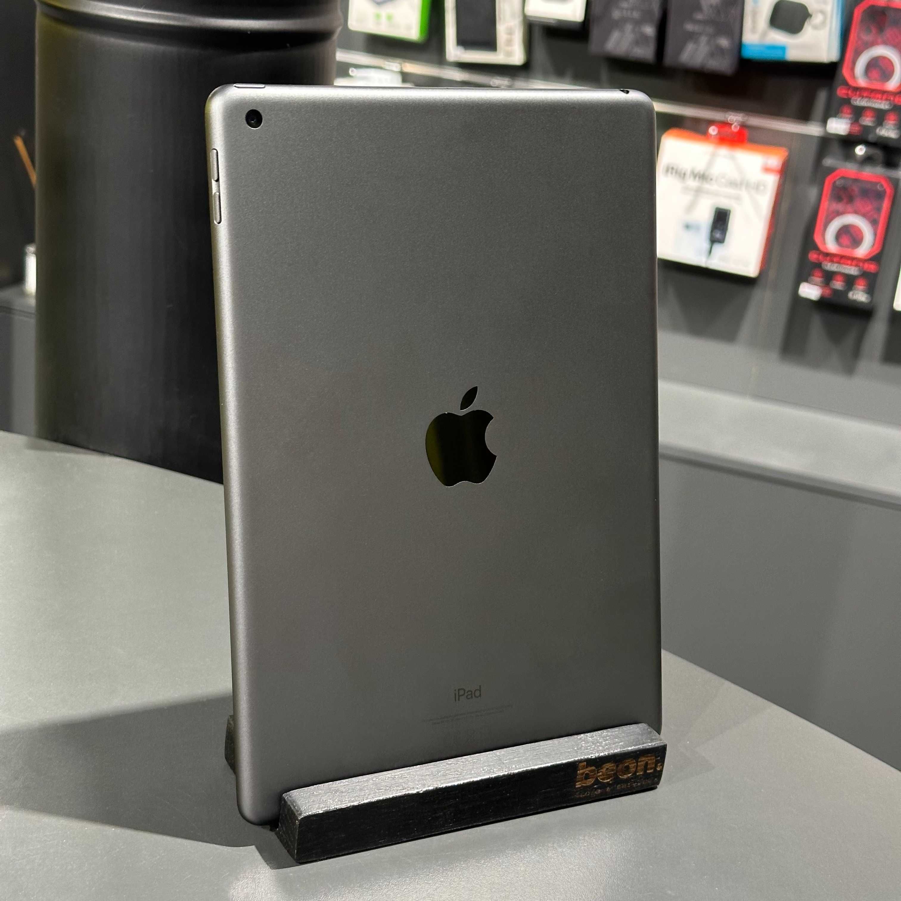 iPad 10.2 9th Gen 64GB Wi-Fi Space Gray NEW!