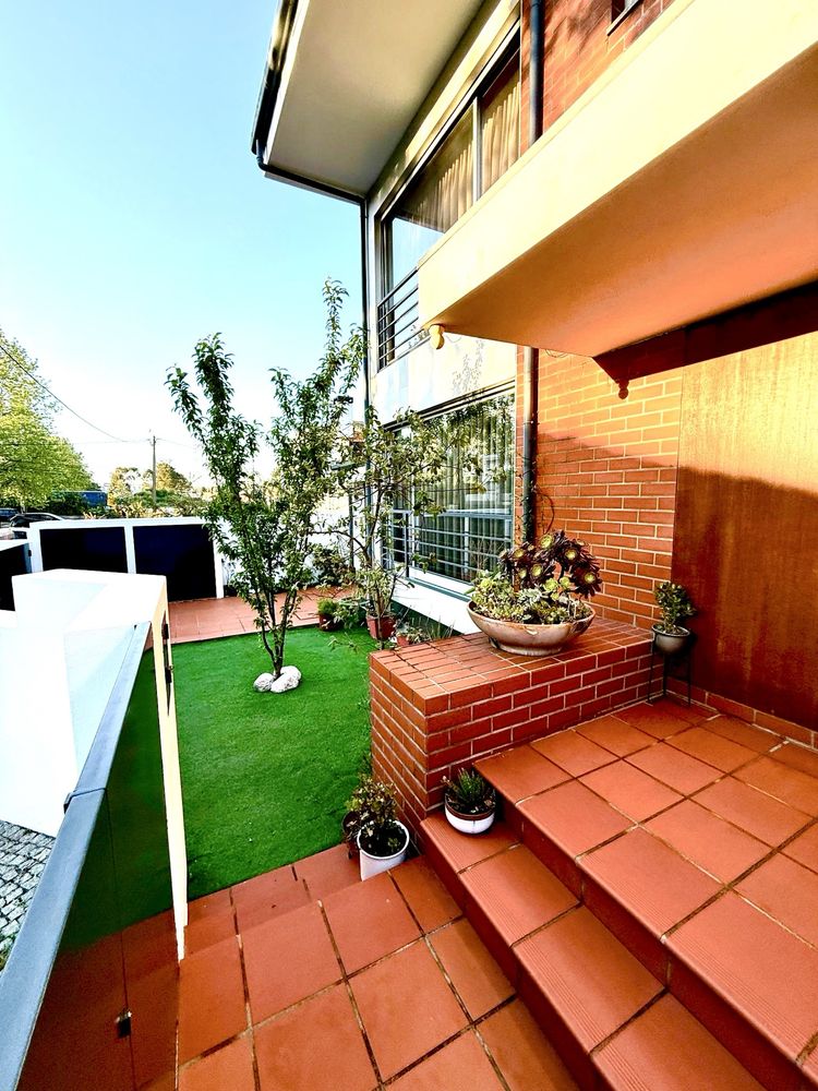 Moradia com Piscina Maia