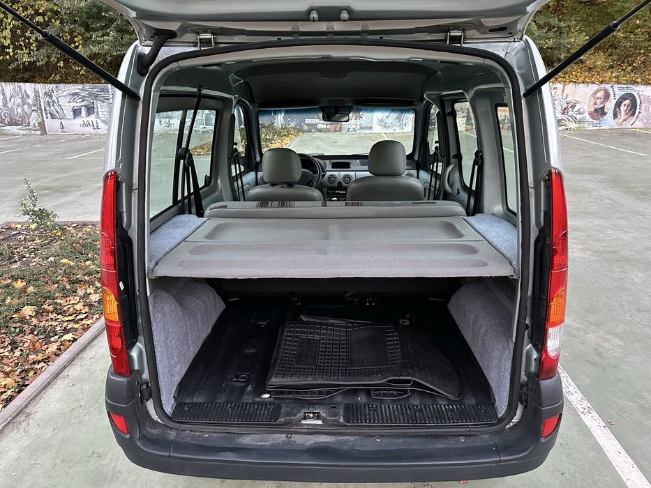 Рено Кенго 2008 оригінальний пасажир