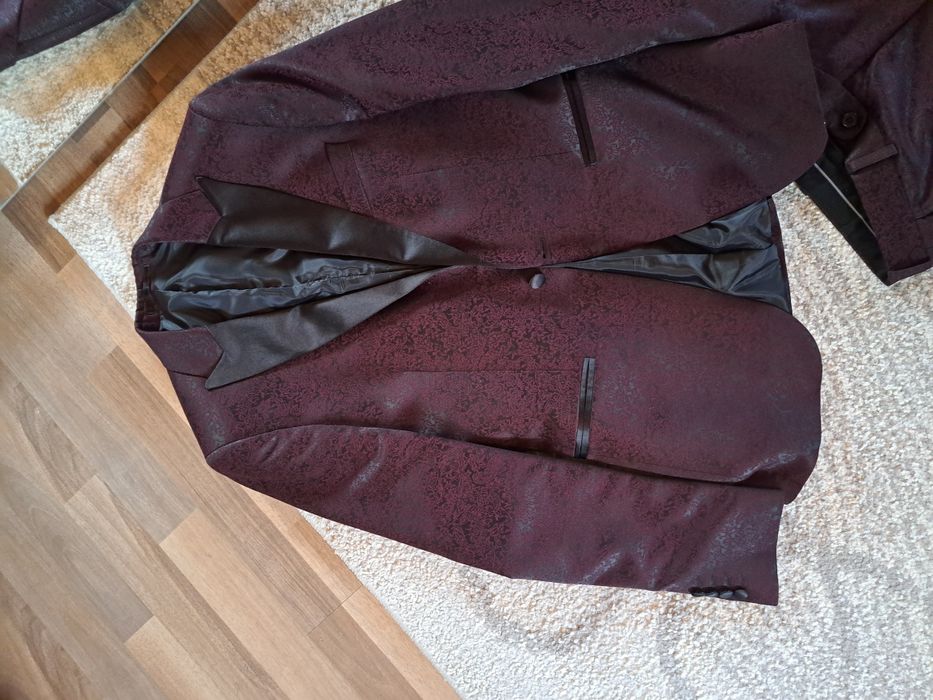 Garnitur męski elegancki na ślub