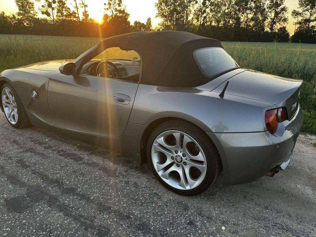 BMW Z4 3.0 manual