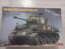 Модель танку Sherman M4A3E8, RFM 5028, 1/35