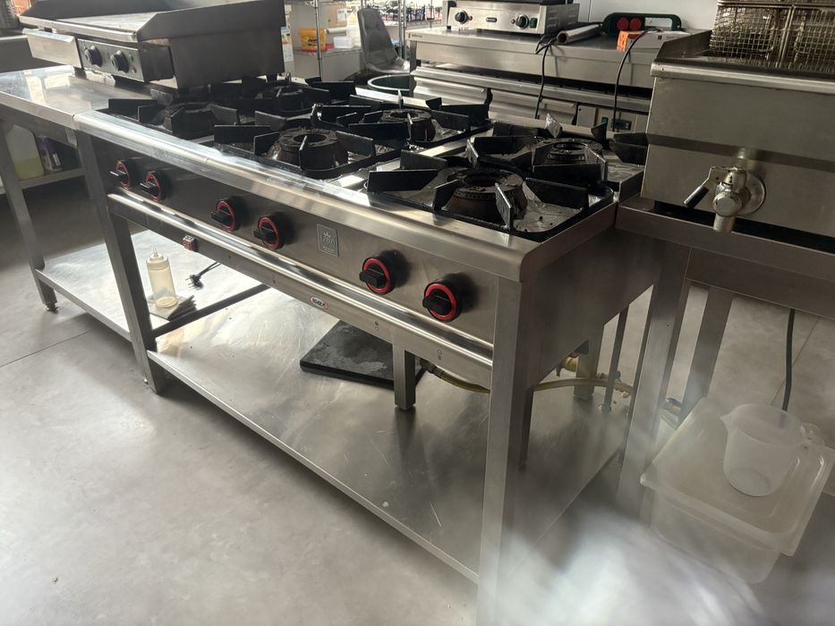 Trzon gazowy kuchnia gazowa egaz 6 palnikow gastronomiczna