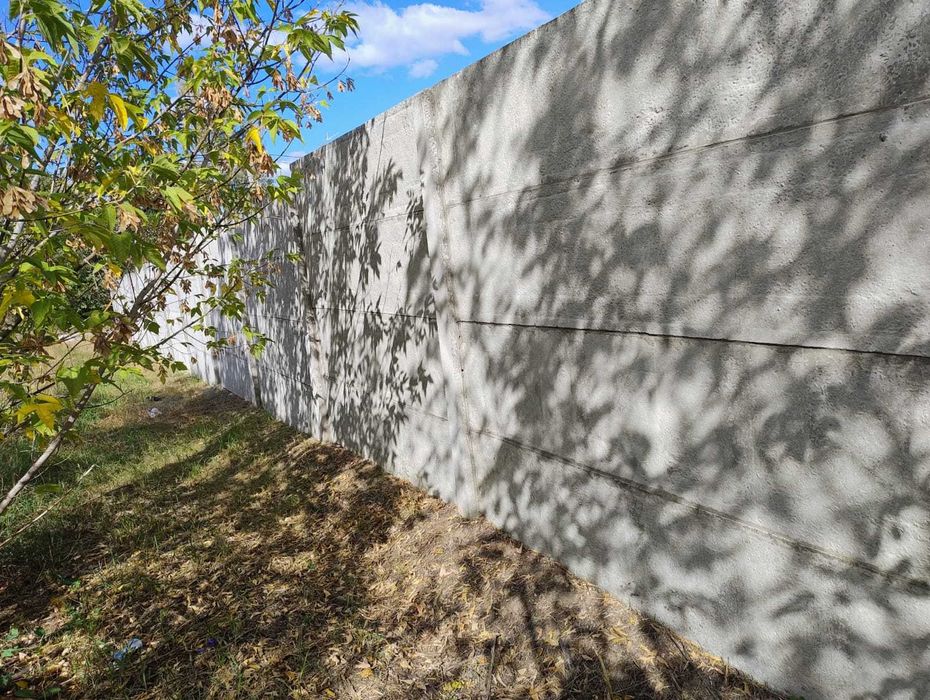 Продам участок Безлюдовка 17 соток, 500м до озера, 5км до Эпицентра