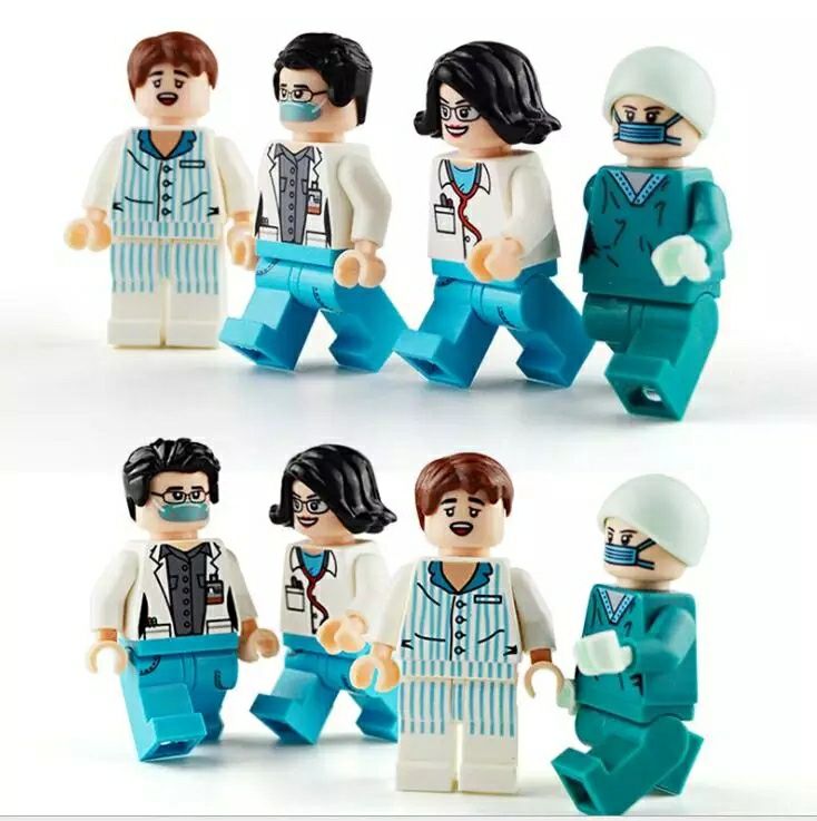 Lekarze figurki pacjenci zestaw 8 figurek