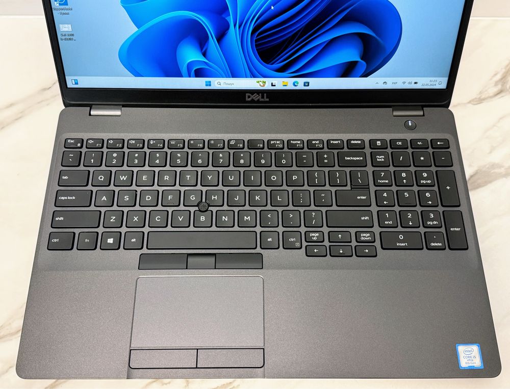 Dell Latitude 5500 15.6"FHD IPS|i5-8365U|16GB|256SSD|AMD 540X