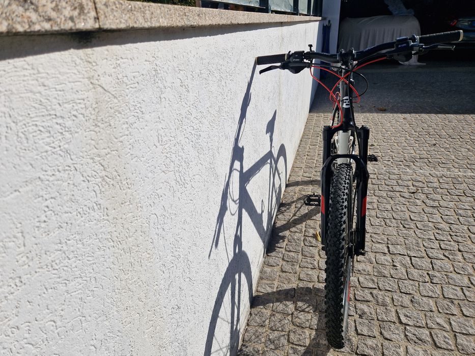 Bicicleta Focus Black hills como nova