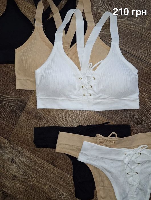 Жіноча білизна. Спортивна білизна. Спортивні комплекти, топи.