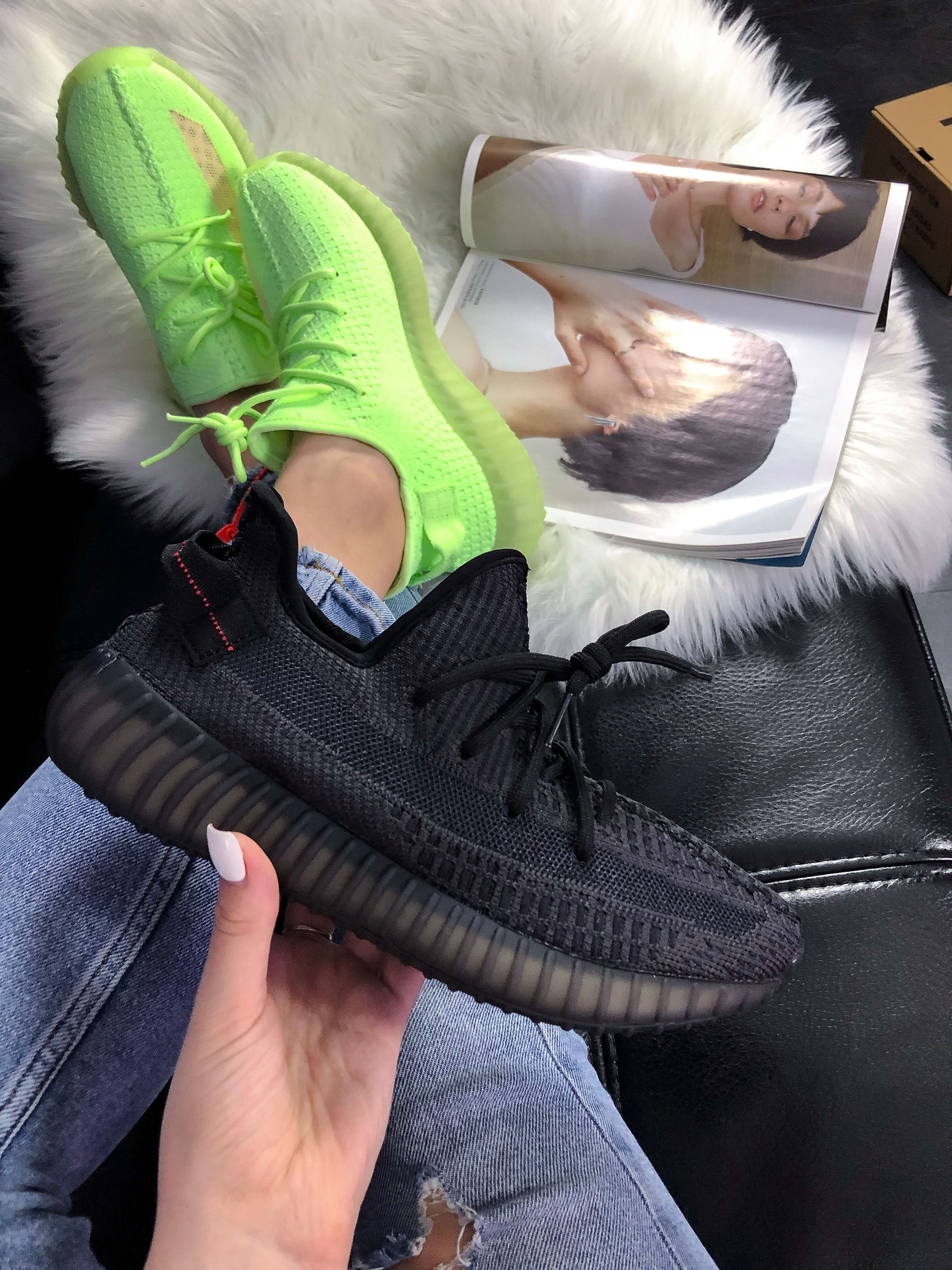 Adidas Yeezy 350 v2 Triple Black / 36-45