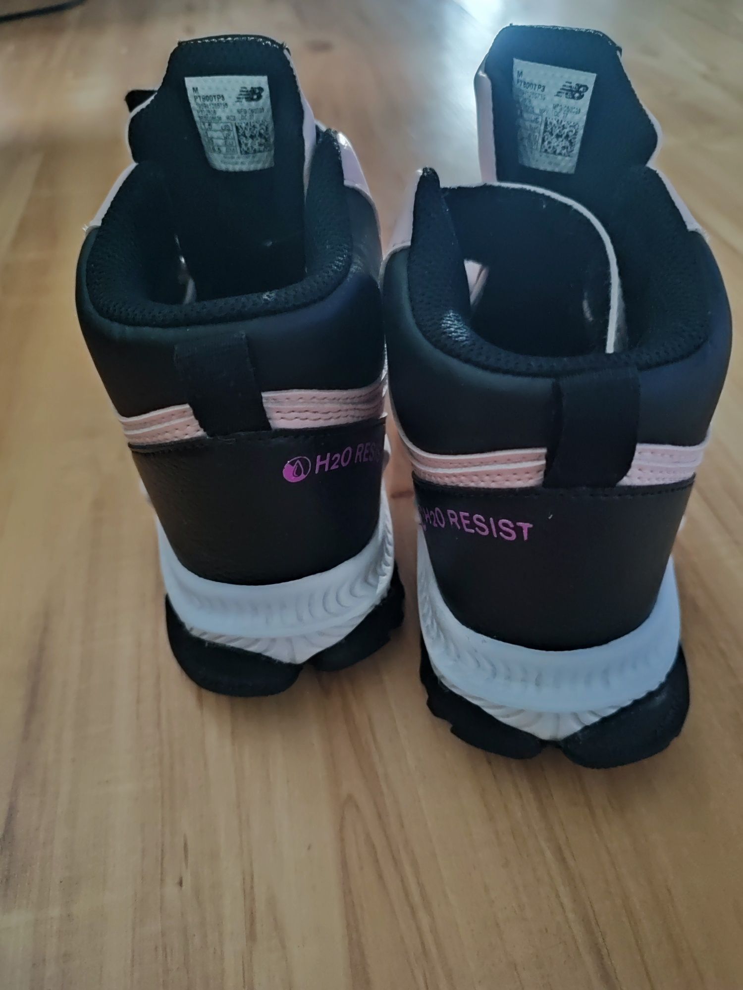 Buty dla dziewczynki New Balance