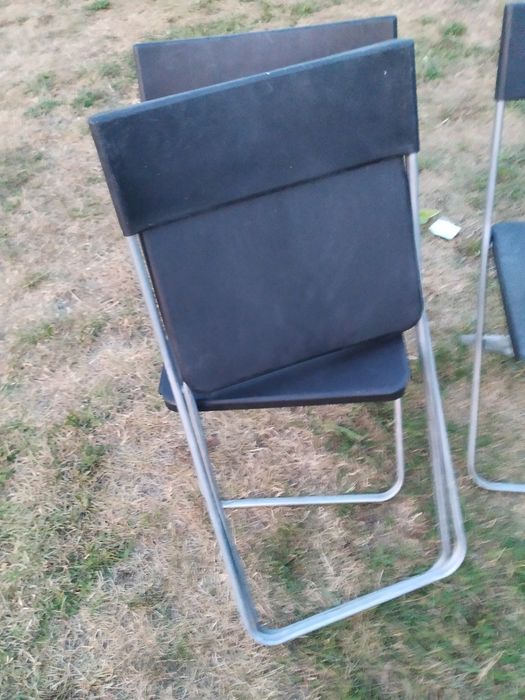 Krzesła składane Ikea czarne