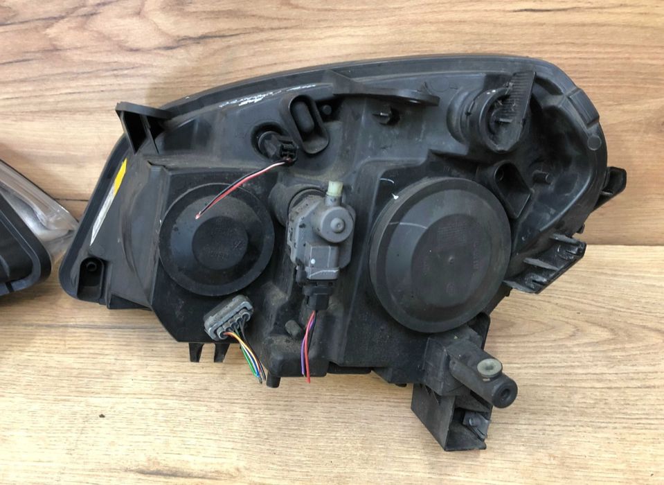 Передні фари nissan Qashqai j10 ціна за дві штуки