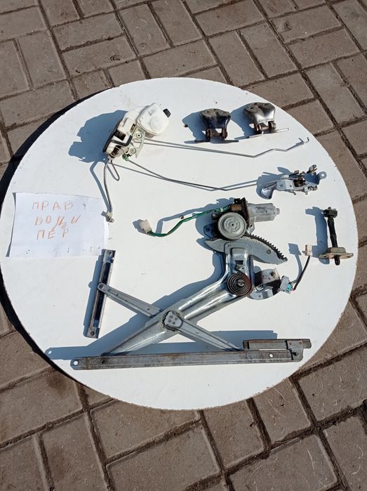 Склопідйомник замок L200
Mitsubishi Pajero Sport (1996-2008
Mitsub