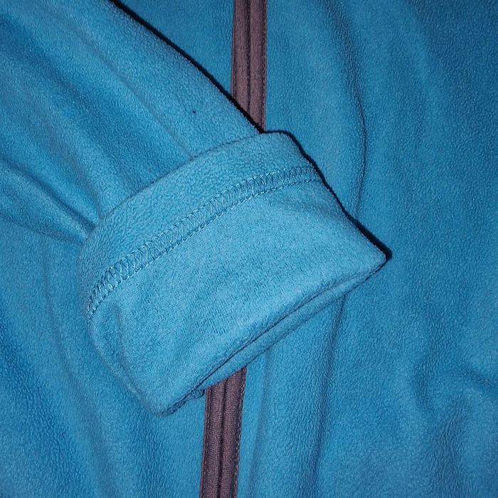 Jasnoniebieska bluza polarowa na zamek rozmiar M, M size