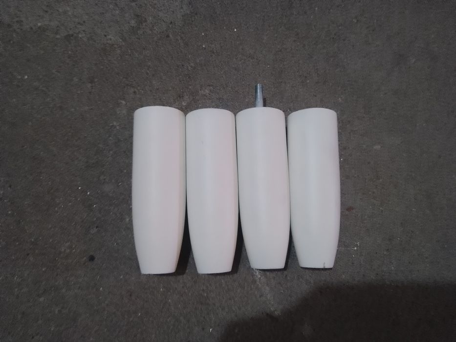 Nóżki do mebli 14cm