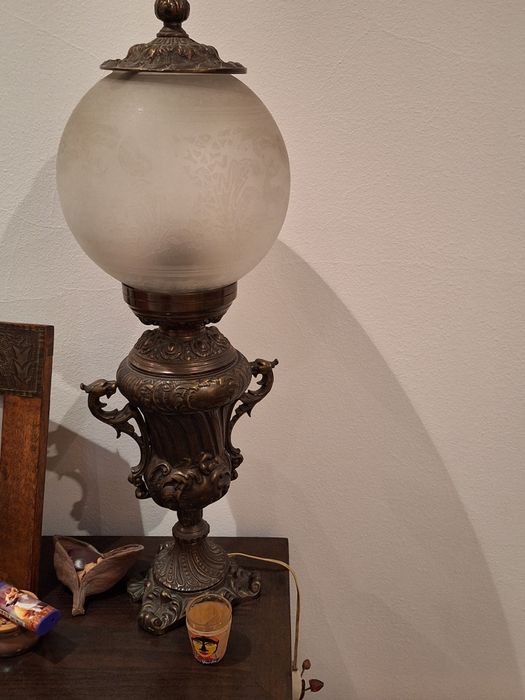 Candeeiro antiquíssimo