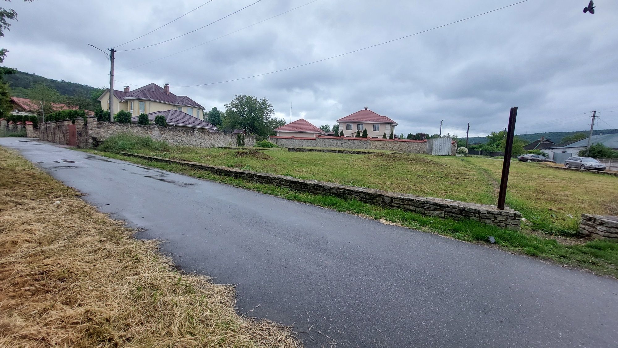 Продам 16 соток. Пр-т Незалежності,106к.