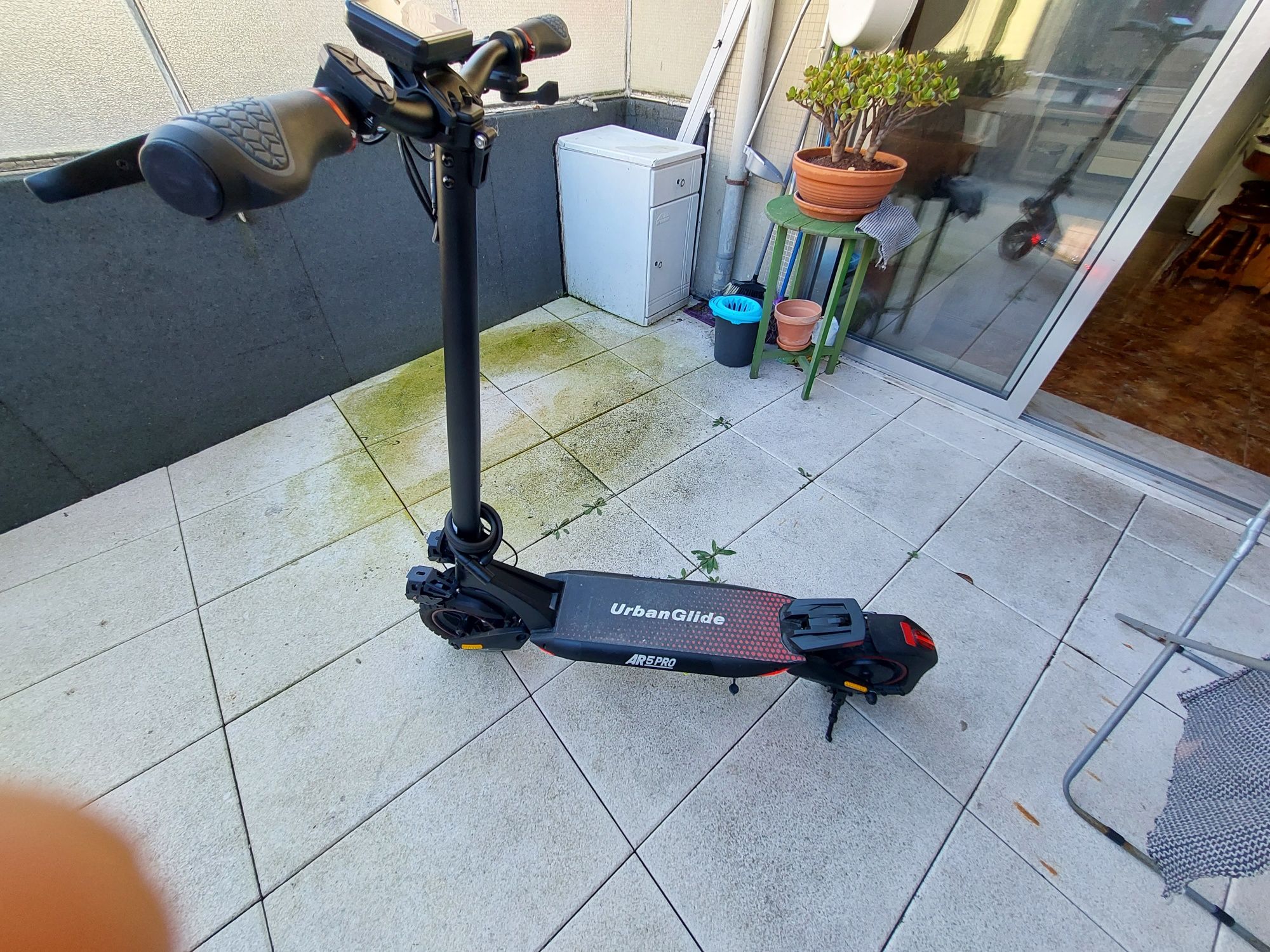 Trotinete Urban Glide Ar 5 PRO Praticamente Novo