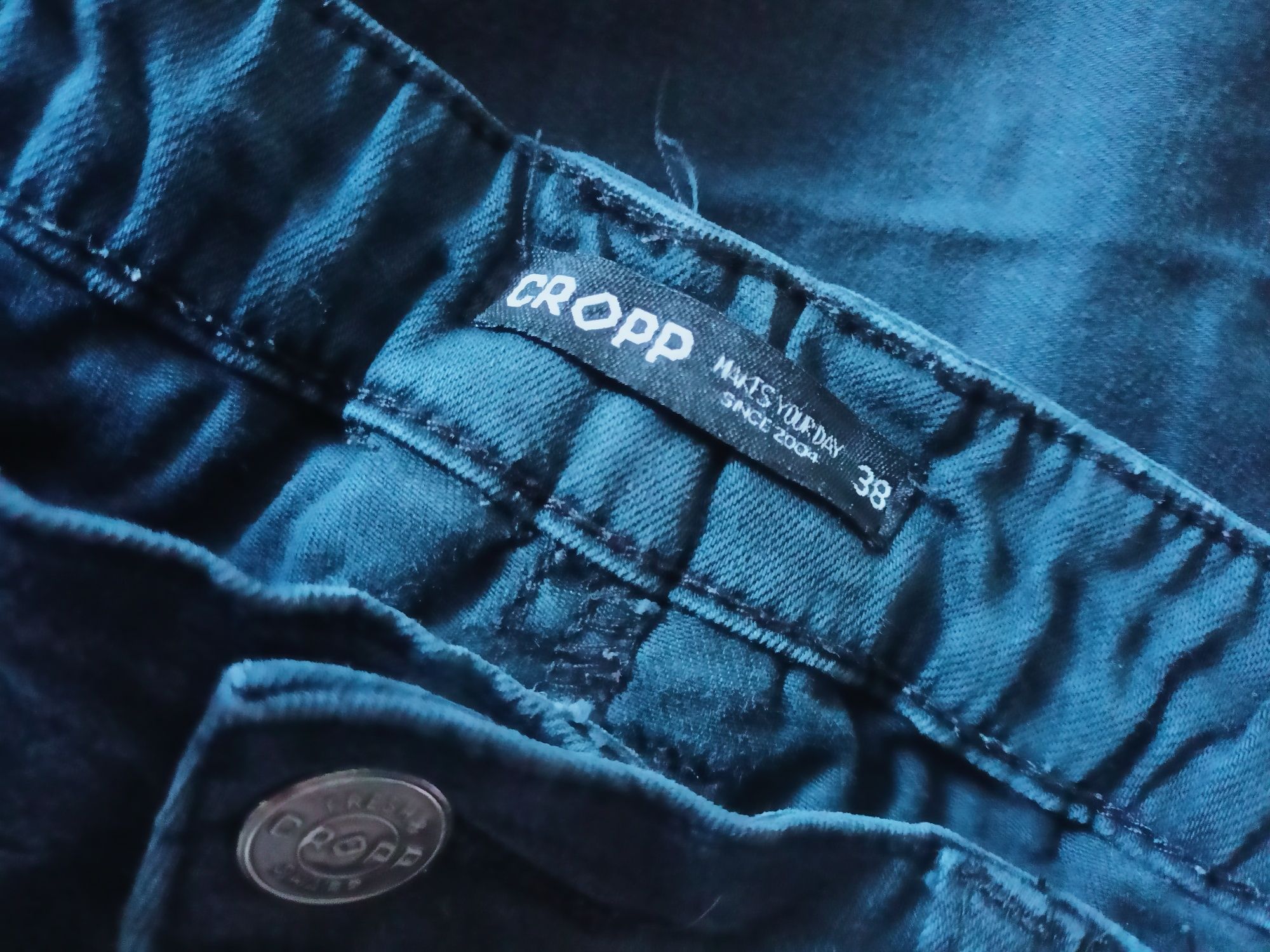 Jeansy 36/38 Cropp