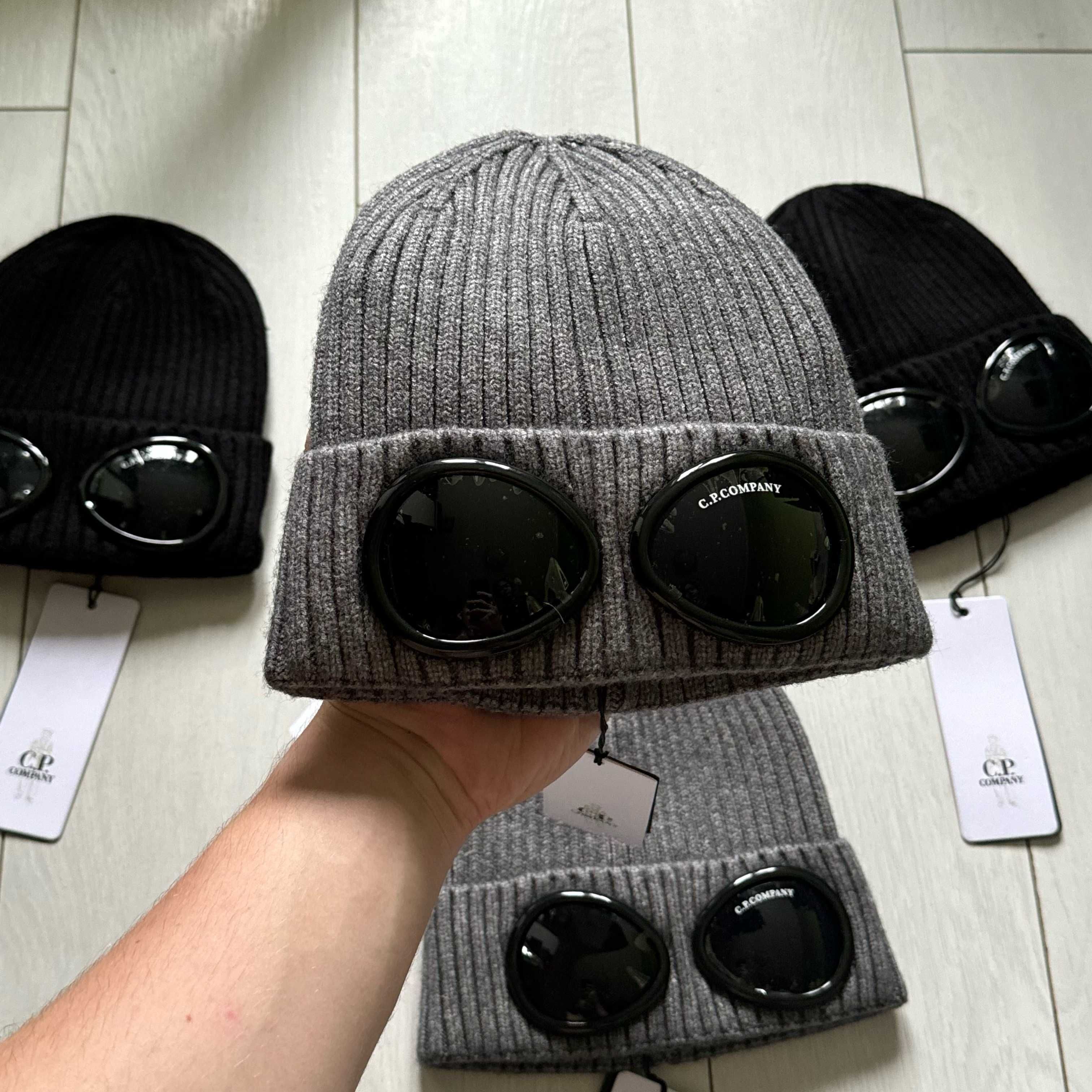 Шапка C.P. Сompany, One size, Унісекс, у 2 кольорах(Чорний, Сірий).