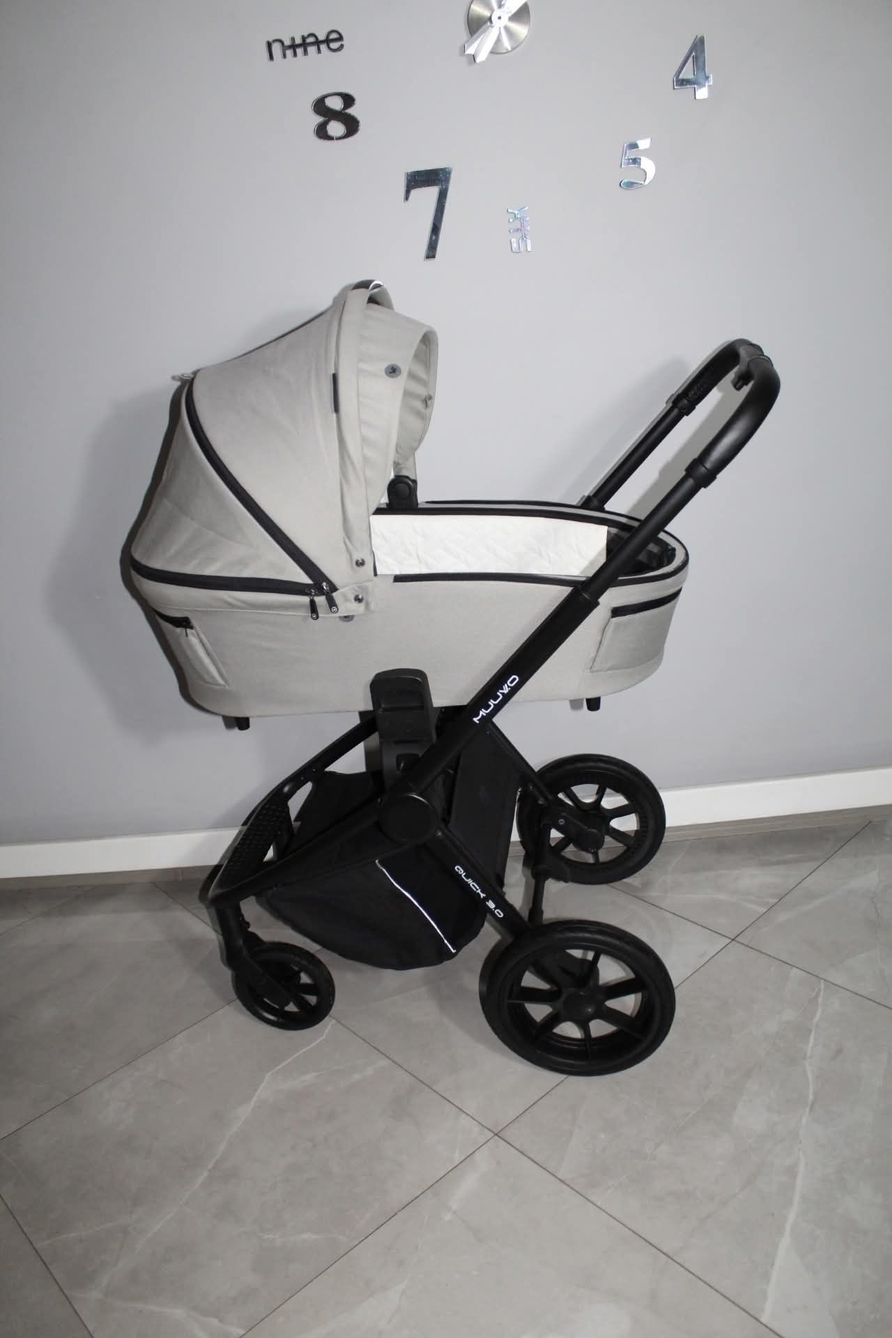 Stan Idealny! Wózek Muuvo Quick 3.0 Steel Grey
