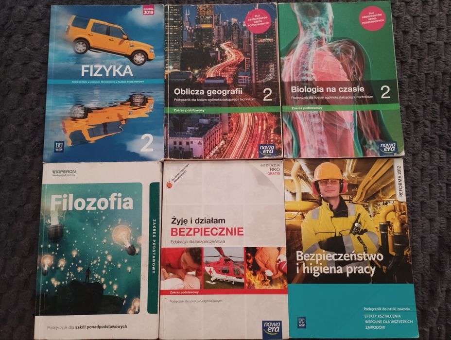 Sprzedam podręczniki do liceum/technikum