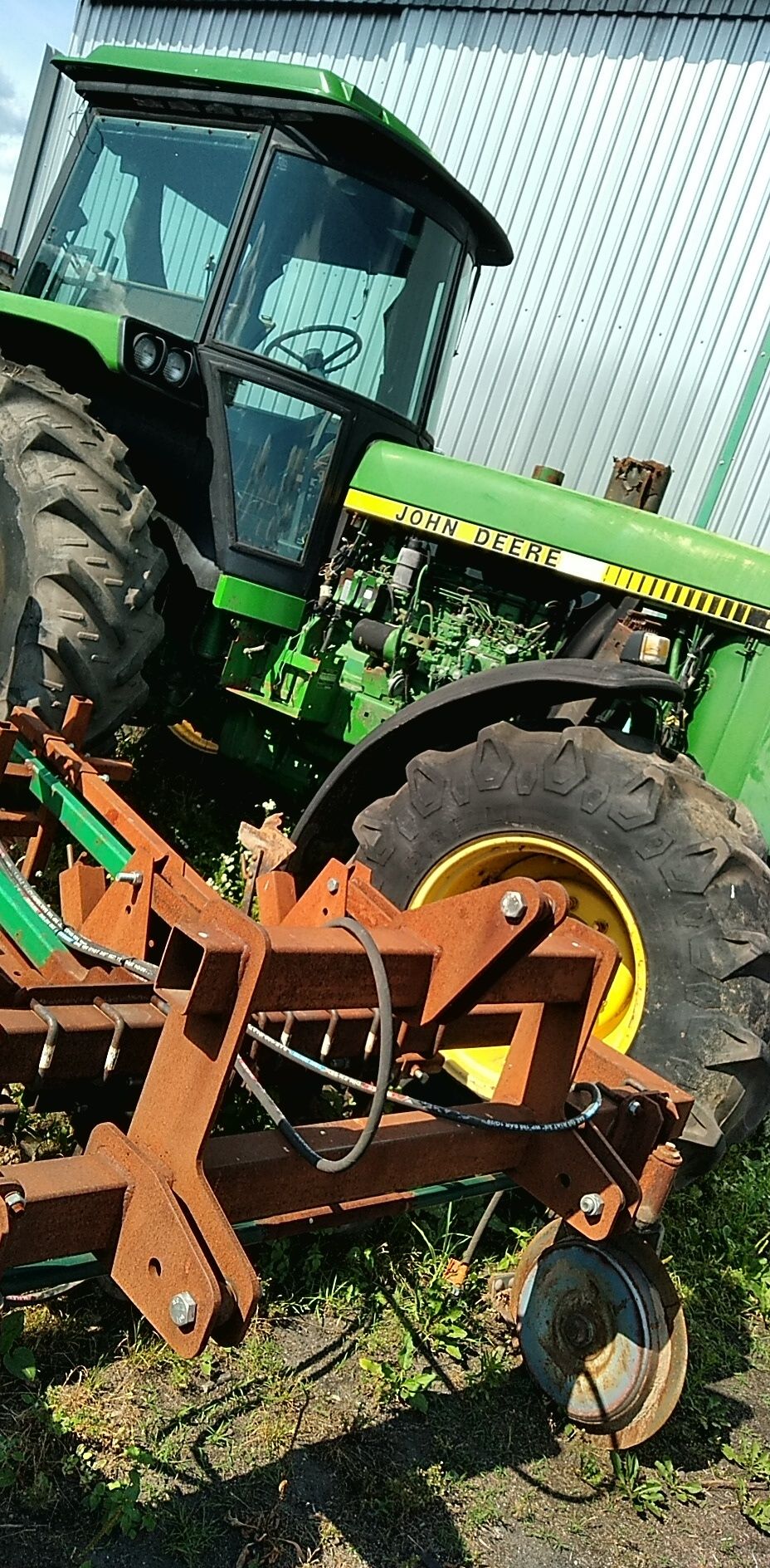 John Deere 4450.