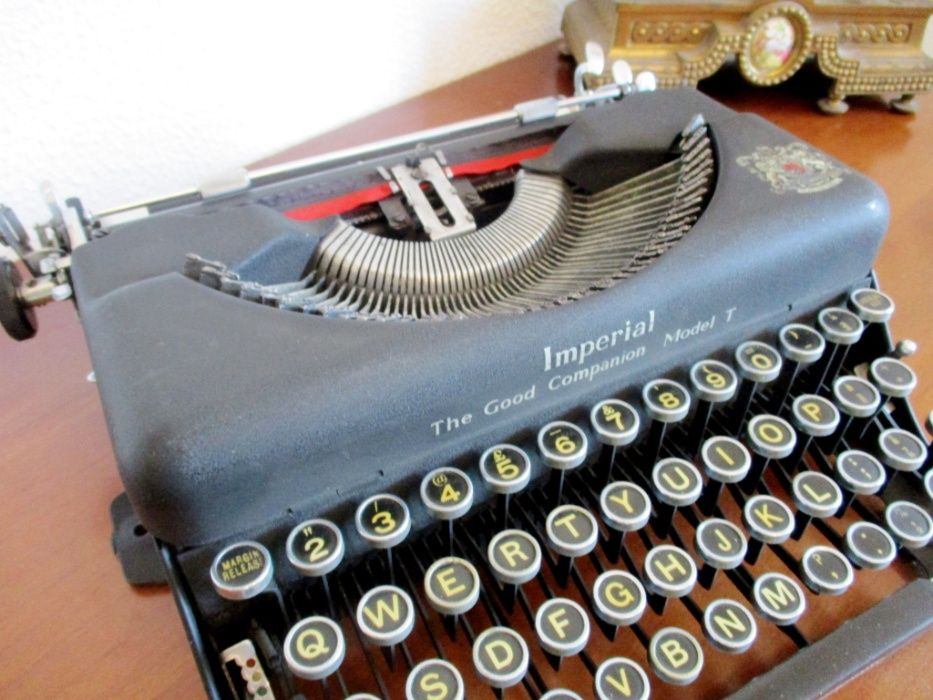 Maquina de escrever Imperial – 1930 – Raridade