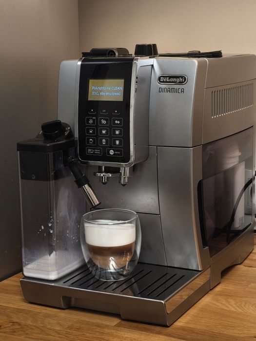 Ekspres do kawy DeLonghi Dinamica