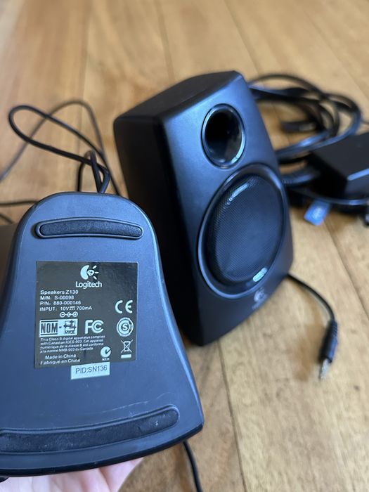 Kit de escritório / quarto Colunas + Teclado + Rato computador pc