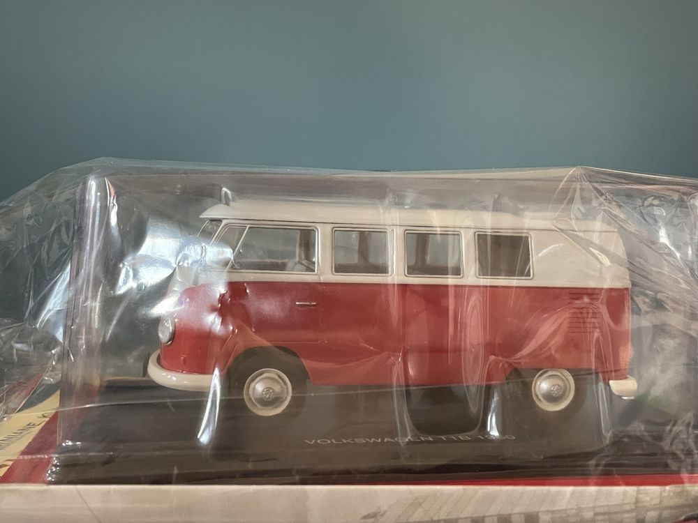 Samochody PRL 64 model Volkswagen T1 1960