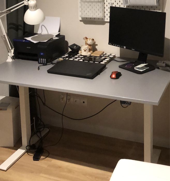 Biurko z regulacją wysokości 140x80 IKEA RODULF