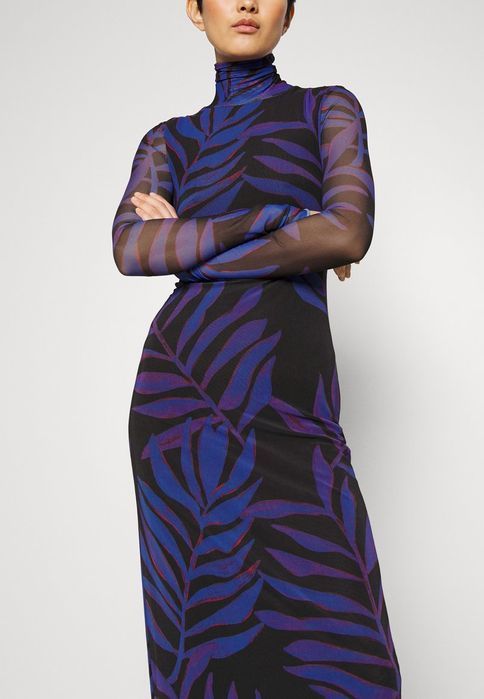 Sukienka maxi w liście Stieglitz S