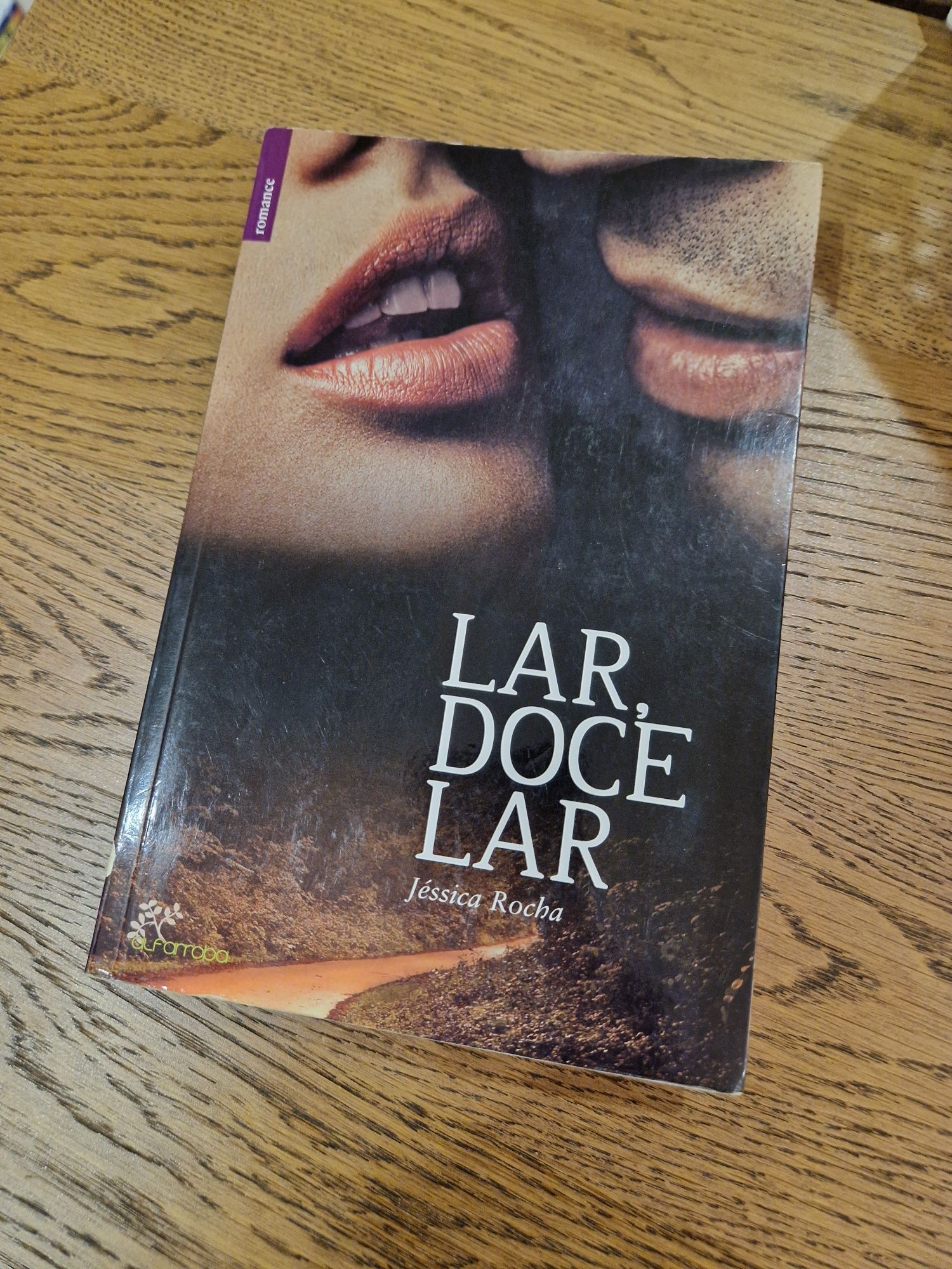 Livro Lar Doce Lar