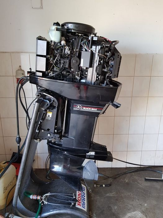 Silnik zaburtowy Mercury 175 HP