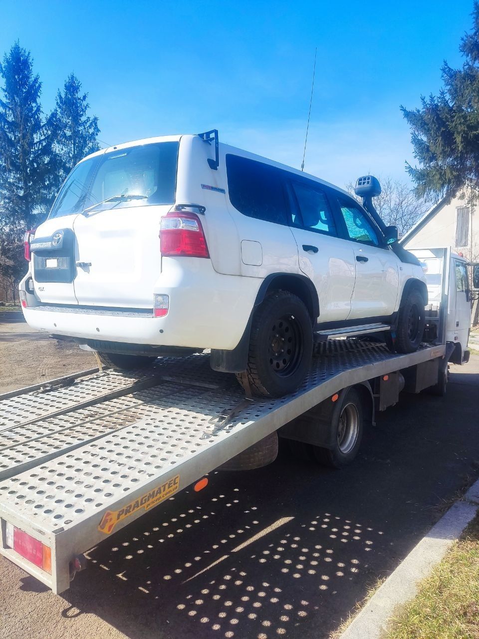 Эвакуатор в Киеве и области