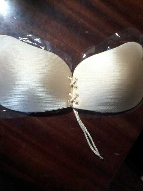 В новом состоянии в упаковке бюстгальтер невидимка,CrossMakeUP Bra