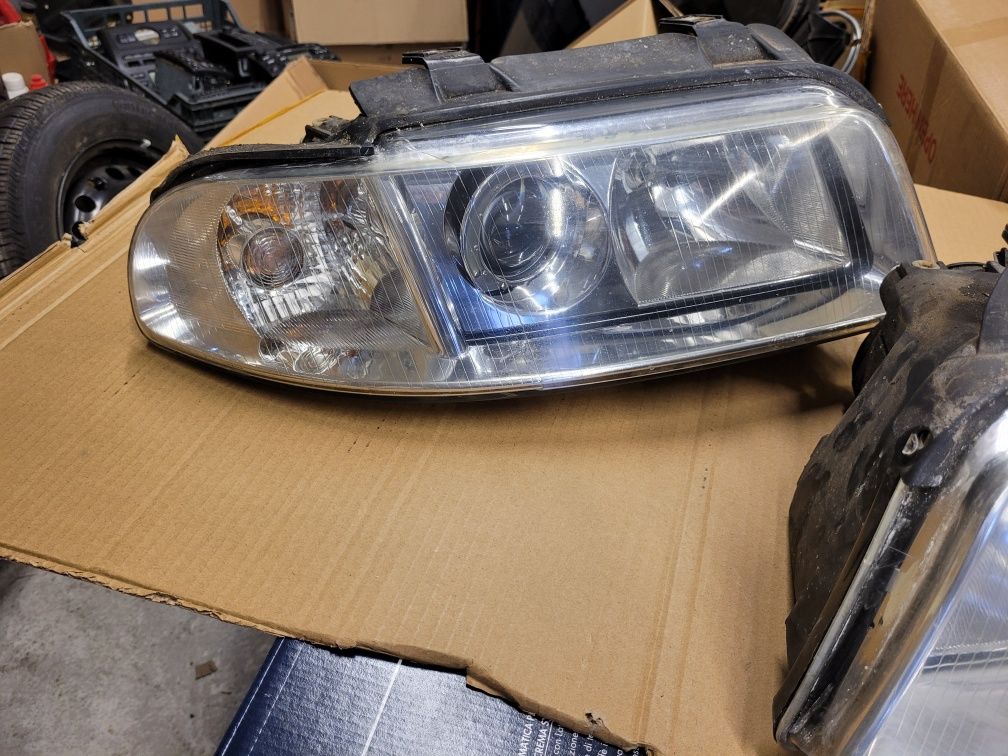 Lampy a4 b5 Xenony reflektory a4