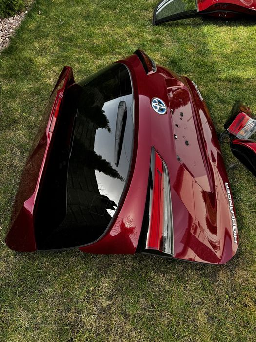 Toyota Highlander 2019-2024 Кришка Крышка Ляда Бампер Фонарь. РАЗБОРКА