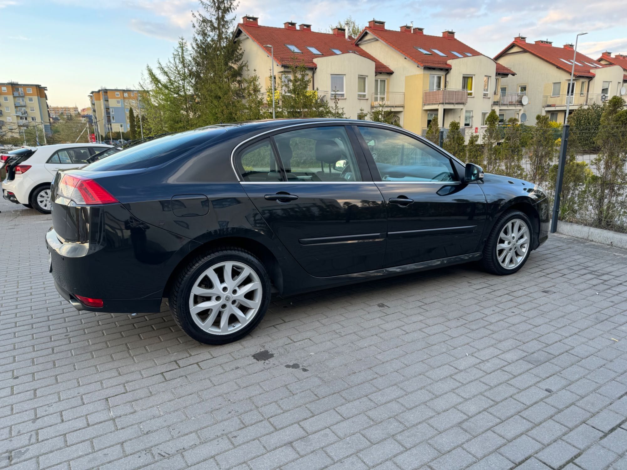 Renault Laguna 3 2,0 DCi 193KM