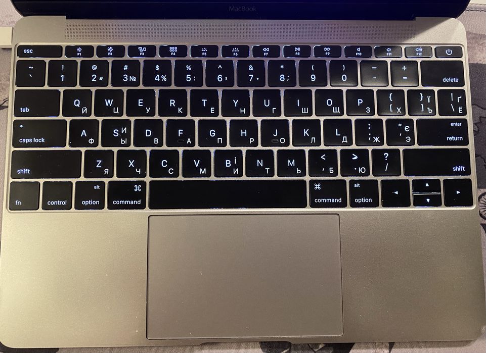 Macbook (Retina, 12-inch, Early 2015), A1534
