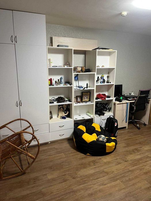 вул. Урлівська 23, 3-к квартира , Позняки, Є Генератор! Є відеоогляд!