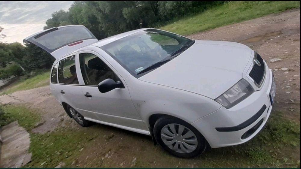 Продам автомобіль Skoda fabia