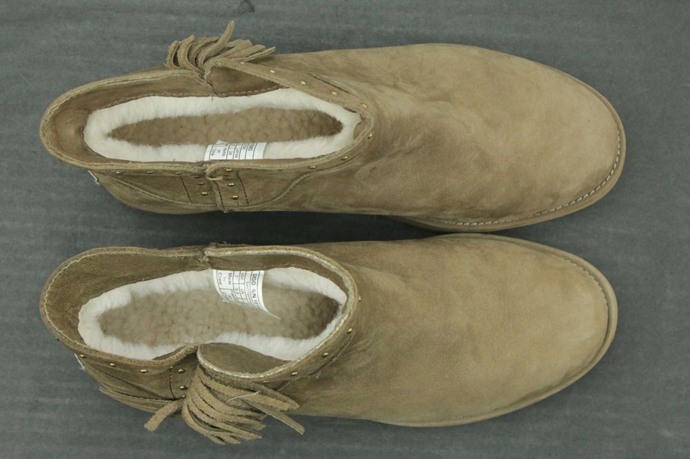 Шикарні Шкіряні уги черевики UGG Cindy Tassle ОРИГІНАЛ Розмір 38