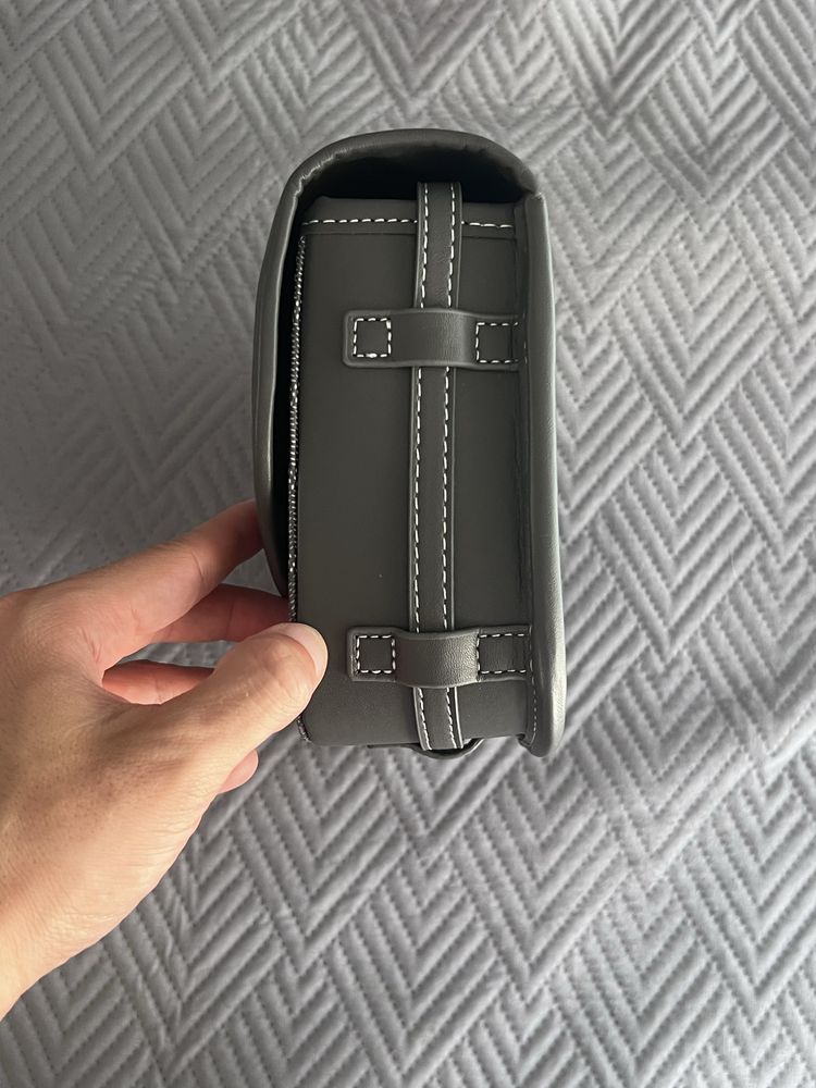 Mala Goyard Nova